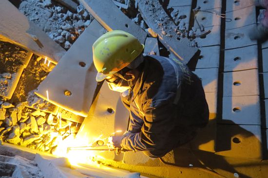 大修進(jìn)行時，這里有一群可愛的重山人......（二）