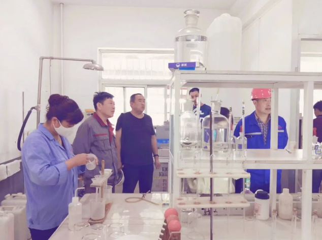 市、旗市場(chǎng)監(jiān)督管理局到魯蒙水泥進(jìn)行質(zhì)量檢查